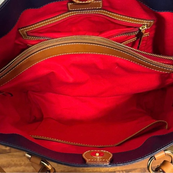 Navy Blue & Tan Leather Tote Bag - Classic Two-Tone Shoulder Bag - Picture 6 of 8